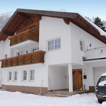 Mit Panoramab Apartamento *