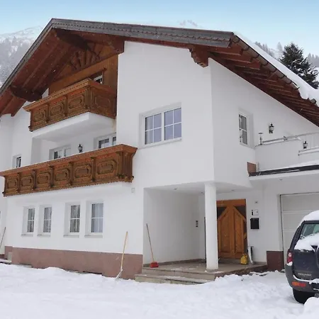 Mit Panoramab, Apartment *